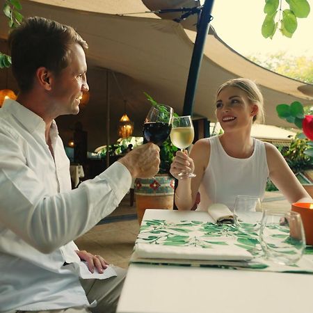 Shongwe Oasis Hotel Victoria Falls Ngoại thất bức ảnh