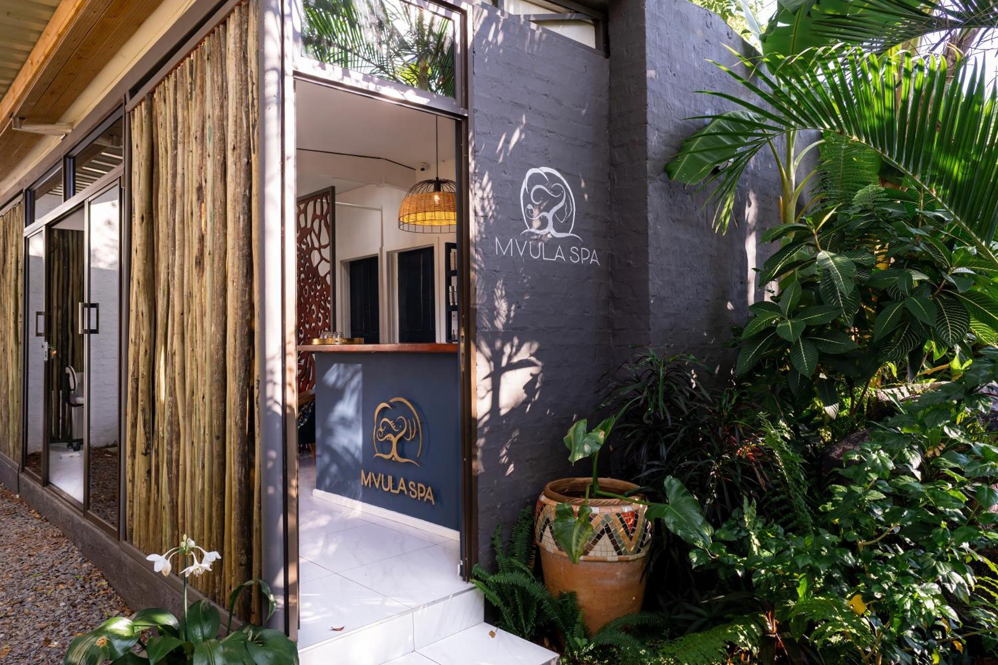 Shongwe Oasis Hotel Victoria Falls Ngoại thất bức ảnh